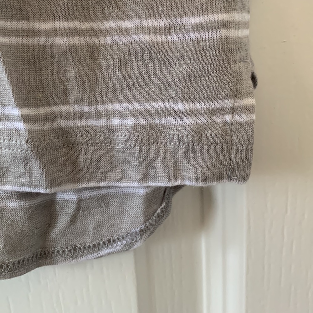 NWT LOU & GREY White And Gray Stripes 100% Linen V-neck Short Sleeves Top Size M - Picture 7 of 15